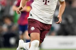  凯恩重要时刻表现优异，巴塞罗那带队取胜！全场沸腾不已